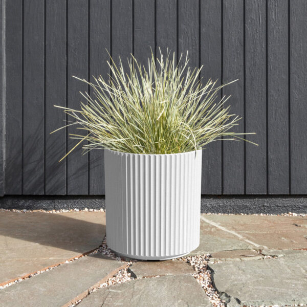 Veradek Mason Series Demi Planter - Image 11