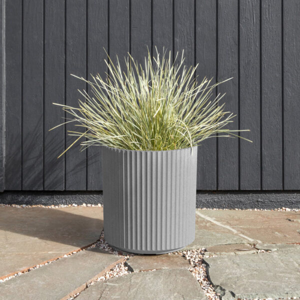 Veradek Mason Series Demi Planter - Image 9