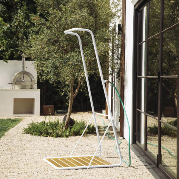 White Rainey Outdoor Shower With Xl Base And Waterfall Bar - Image 4