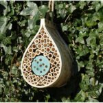 Wildlife World Dew Drop Bee and Bug House